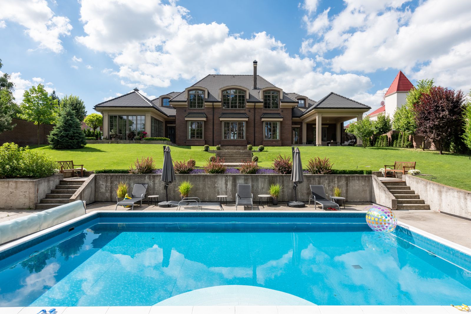 Contemporary Pool Renovation – Baker